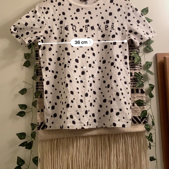 Ted Baker London ladies size 1 small white Tshirt with black spots - Picture 3 of 9